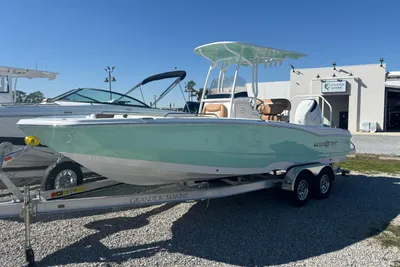 NauticStar 231 Hybrid