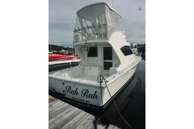 Rah Rah Yacht Photos Pics 2000 Riviera 40 yacht docked in New York marina, named "Rah Rah."