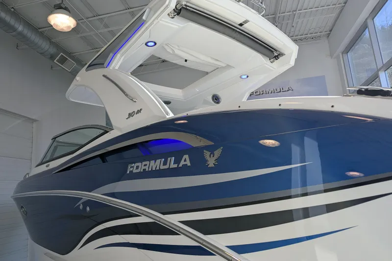 310 Bow Rider Yacht Photos Pics 2025 Formula 310 Bowrider I/O boat in showroom.