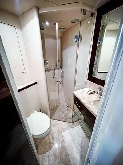 Lovin Life Yacht Photos Pics 