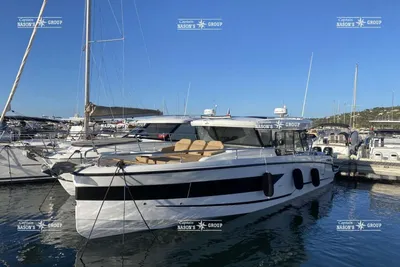2023 Wellcraft 355