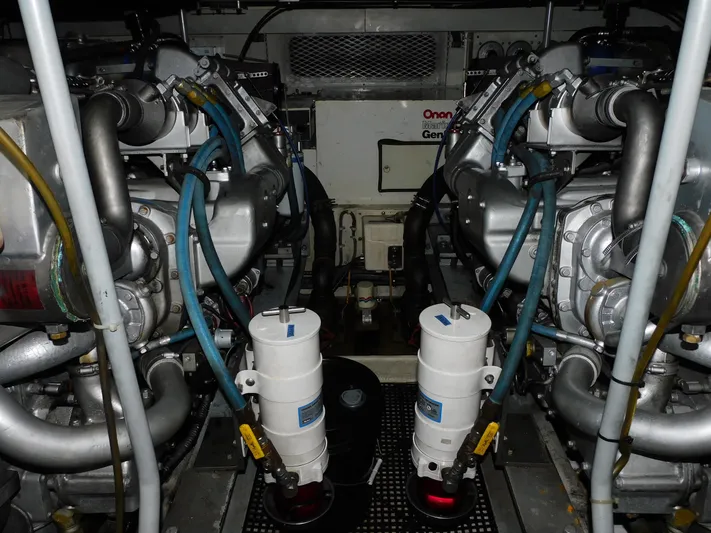 Miss Approach Yacht Photos Pics 