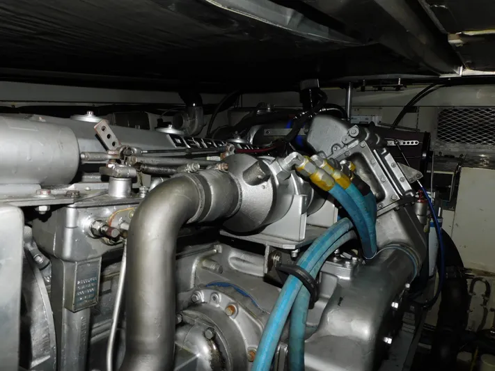 Miss Approach Yacht Photos Pics 