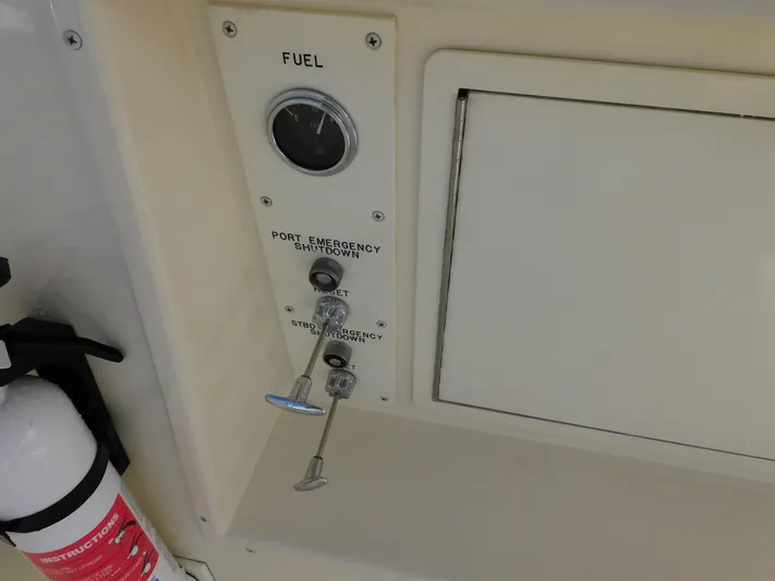 Miss Approach Yacht Photos Pics 