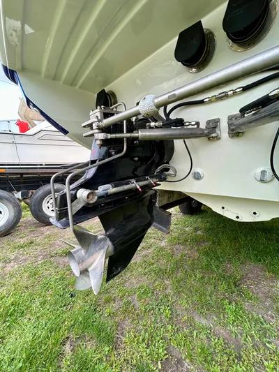  Yacht Photos Pics 2008 Formula 353 FASTech boat stern drive and propeller on grass.