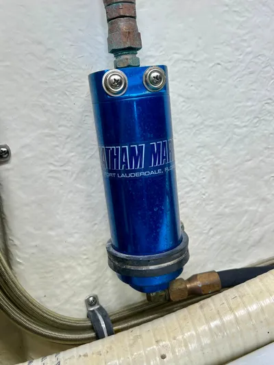  Yacht Photos Pics Blue marine component labeled "Latham Marine" in a 2008 Formula 353 FASTech boat.