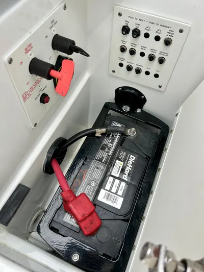  Yacht Photos Pics 2008 Formula 353 FASTech battery compartment with DieHard battery and control panel.
