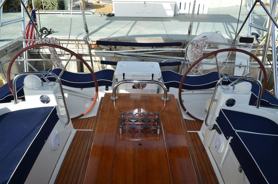 2010 Jeanneau 53