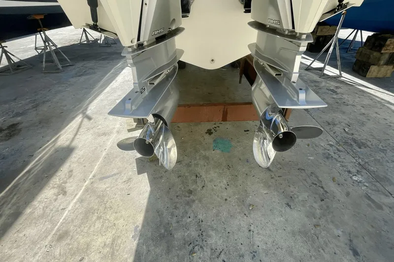 No Name On Record Yacht Photos Pics 