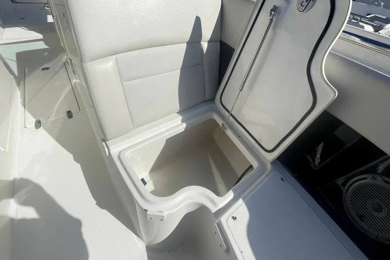 No Name On Record Yacht Photos Pics 