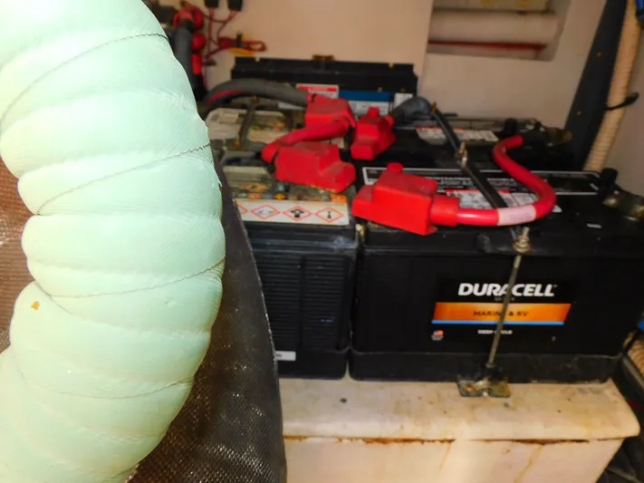 Casket Sails Yacht Photos Pics 