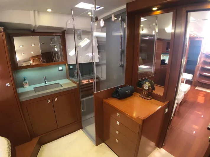 Andua Yacht Photos Pics 