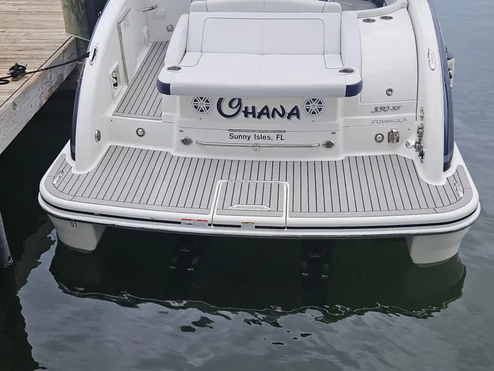  Yacht Photos Pics 2018 Formula 350 Sun Sport boat docked in Sunny Isles, FL.