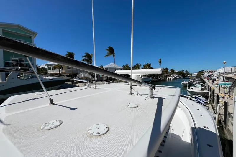  Yacht Photos Pics 2016 SeaHunter 35 Tournament boat docked in a sunny marina.