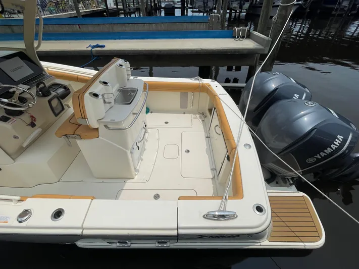 Red Sky Yacht Photos Pics 