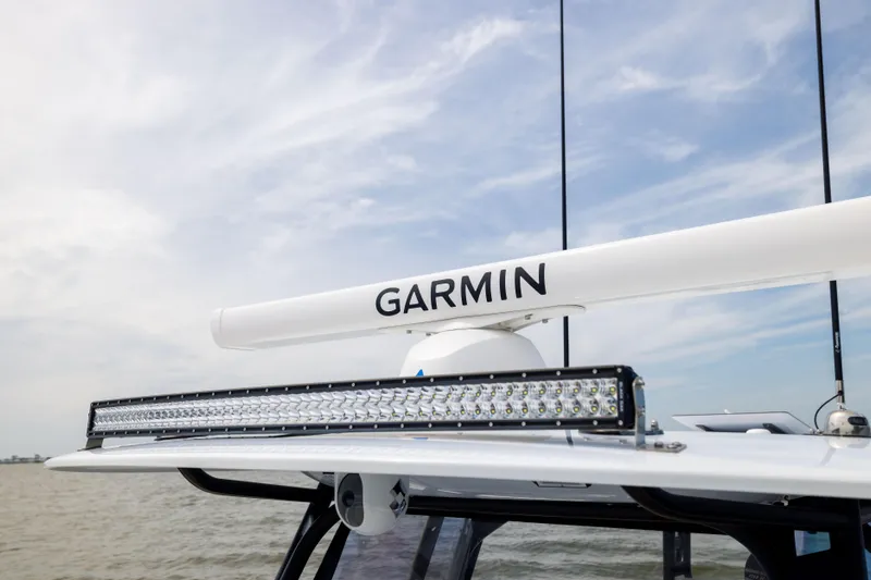  Yacht Photos Pics Freeman 42 LR 2025 boat with Garmin radar and LED light bar on roof.