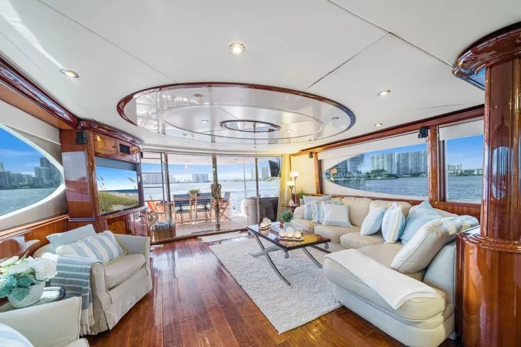 Aphrodite Yacht Photos Pics 2004 Lazzara 80 Open Fly - Image 12