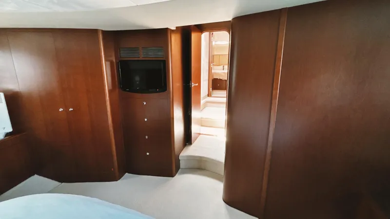 Lucky 1 Yacht Photos Pics 