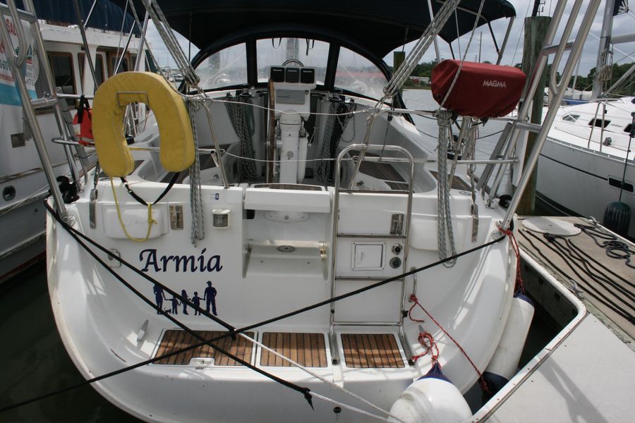 2006 Beneteau Oceanis 423