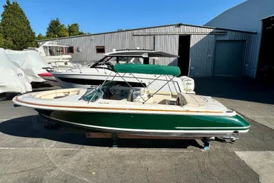 Chris-Craft Launch 28