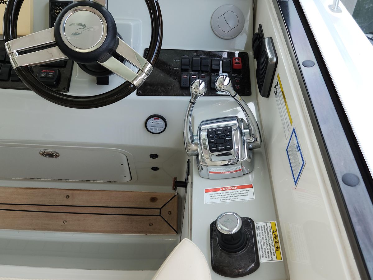 2014 Sea Ray 47 