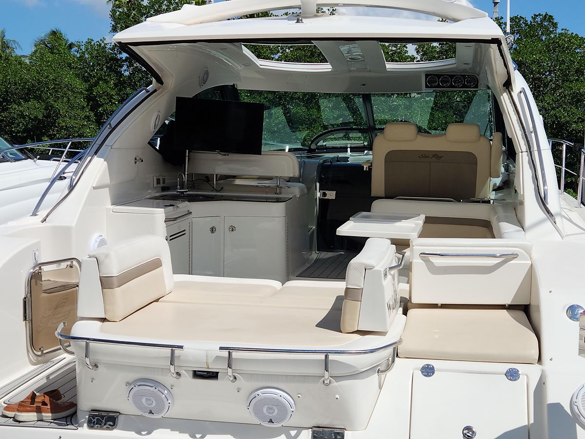 2014 Sea Ray 47 