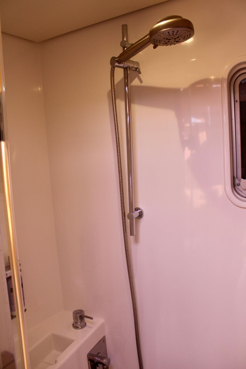 2015 Lagoon 62 