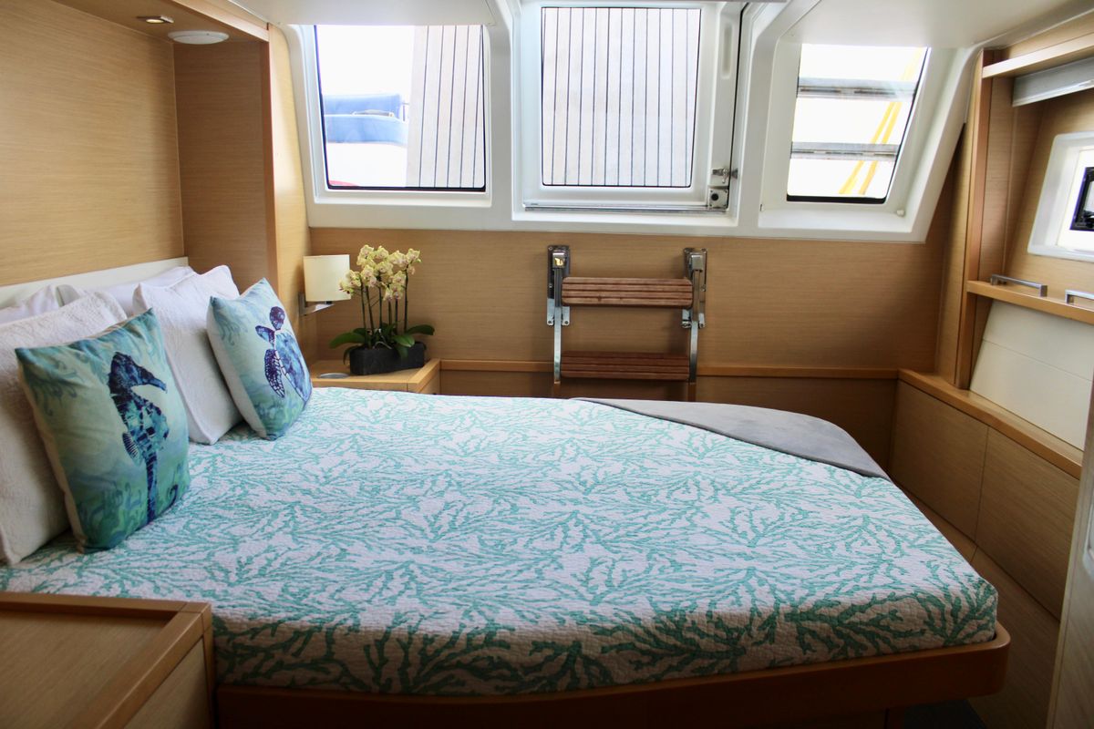 2015 Lagoon 62 