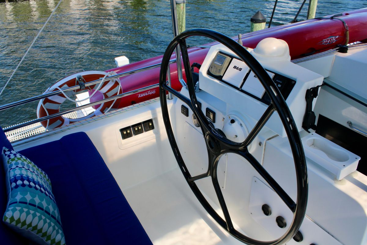 2015 Lagoon 62 