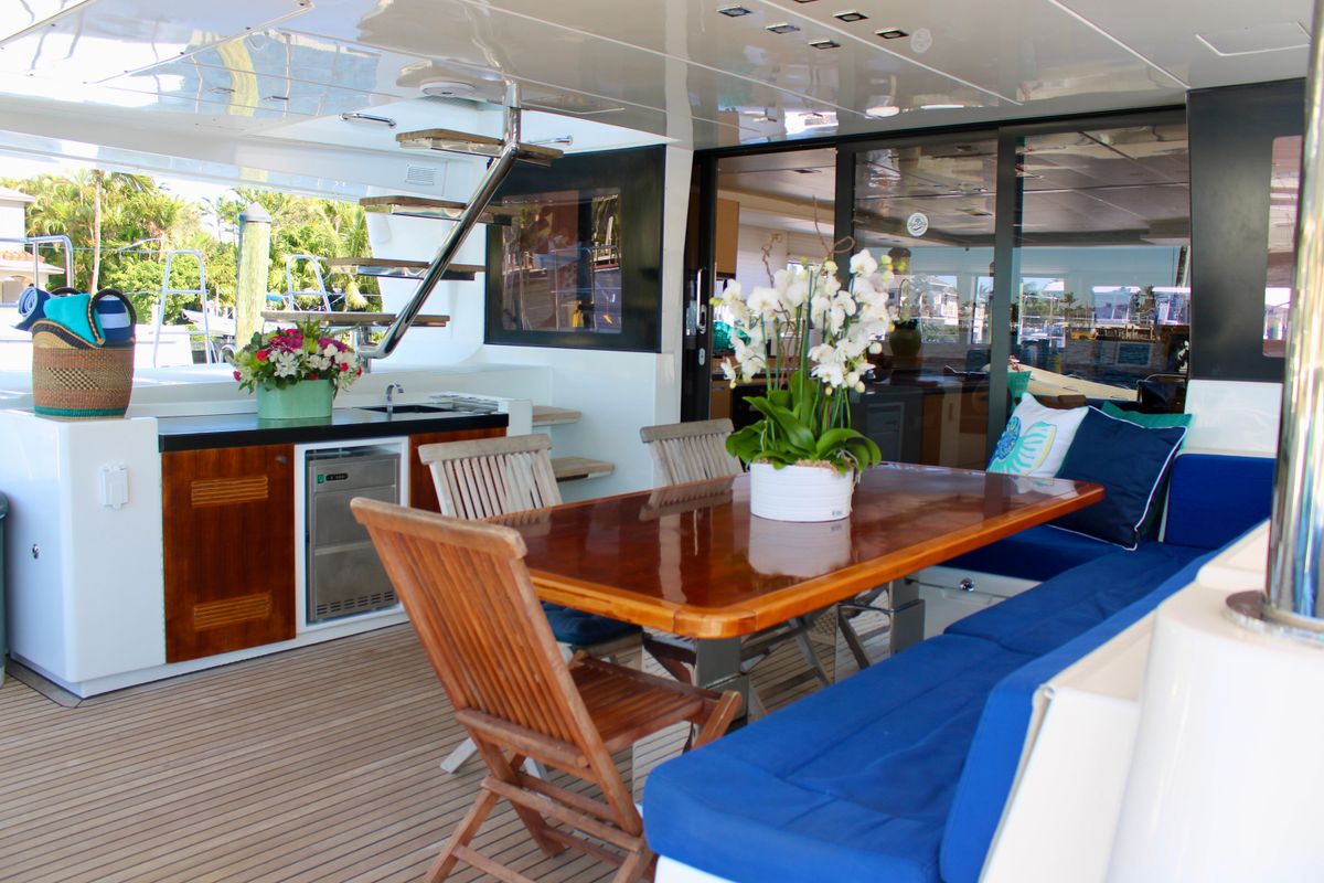 2015 Lagoon 62 
