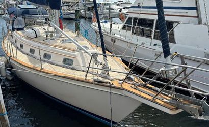 1995 40' Island Packet-40 Palmetto, FL, US