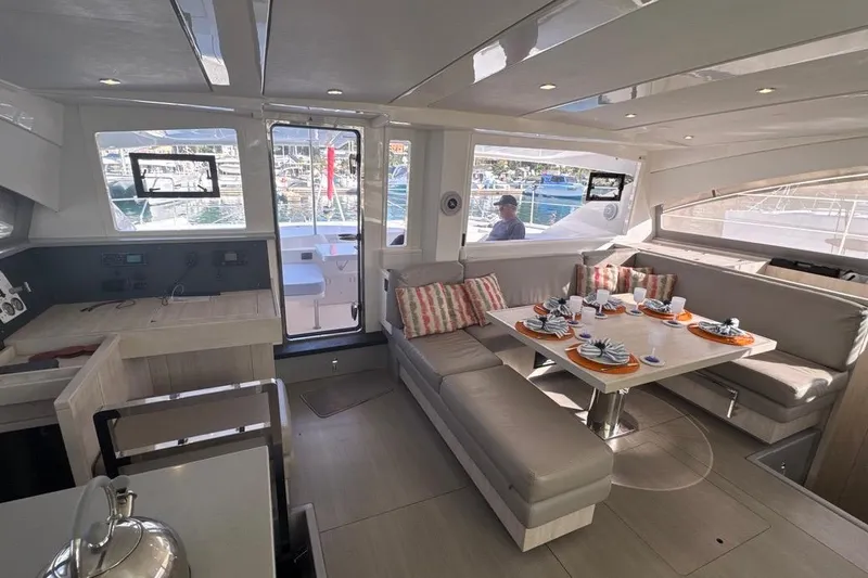 Andiamo IV Yacht Photos Pics 2018 Leopard 48 For Sale