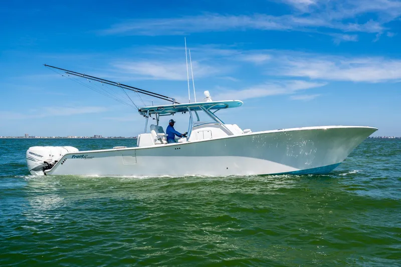  Yacht Photos Pics 2020 Front Runner 39 Center Console boat cruising on open water under clear blue sky.