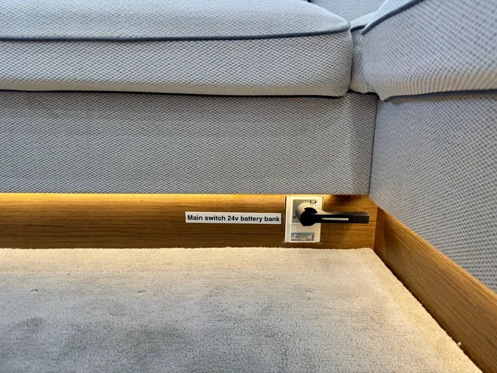 Promprang Yacht Photos Pics 