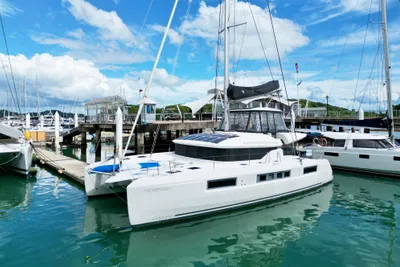 Lagoon 50