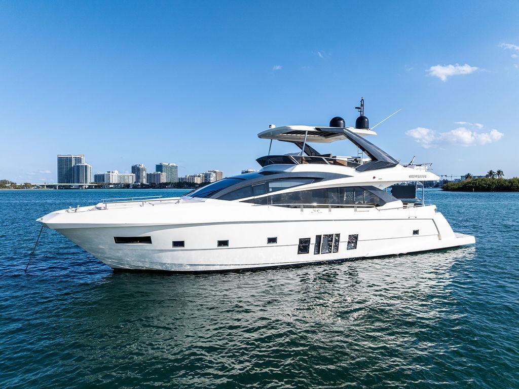 2013 Astondoa 72 
