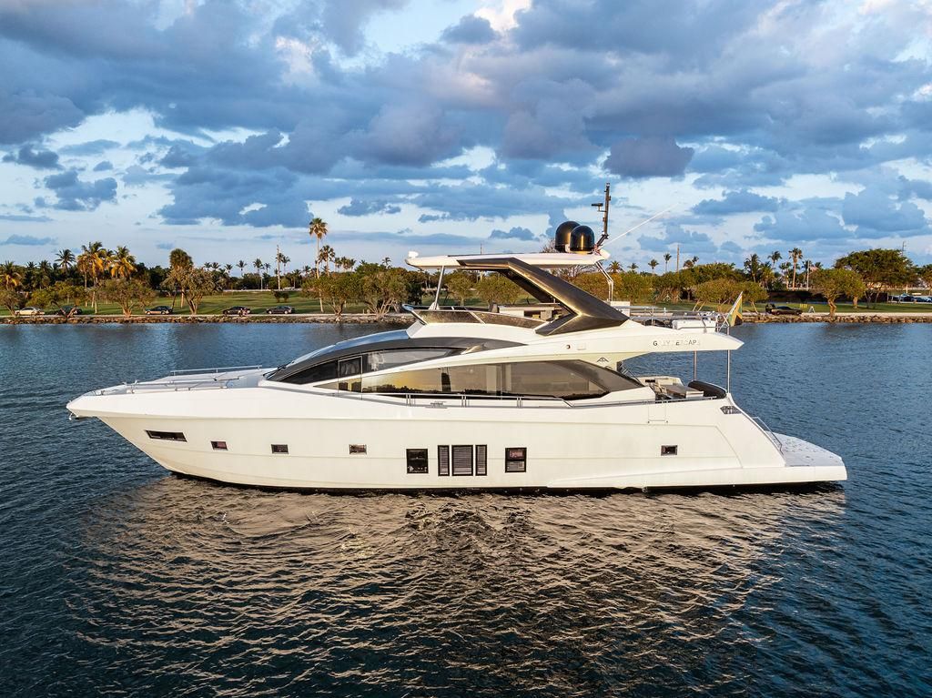 2013 Astondoa 72 