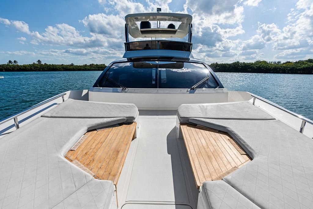 2013 Astondoa 72 