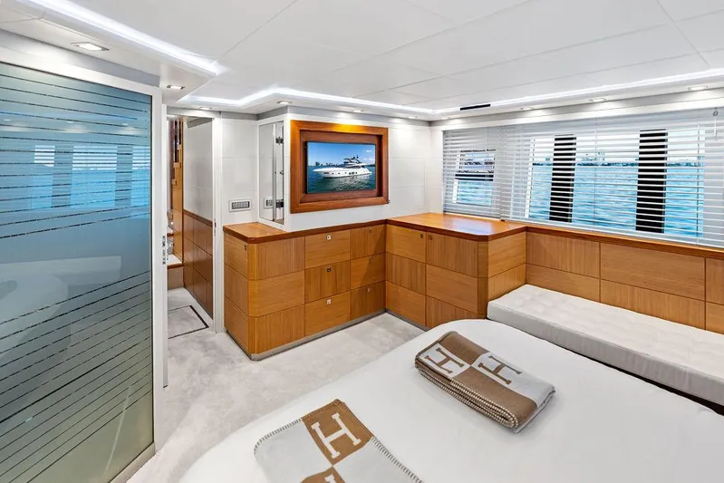 Greyt Escape Yacht Photos Pics 
