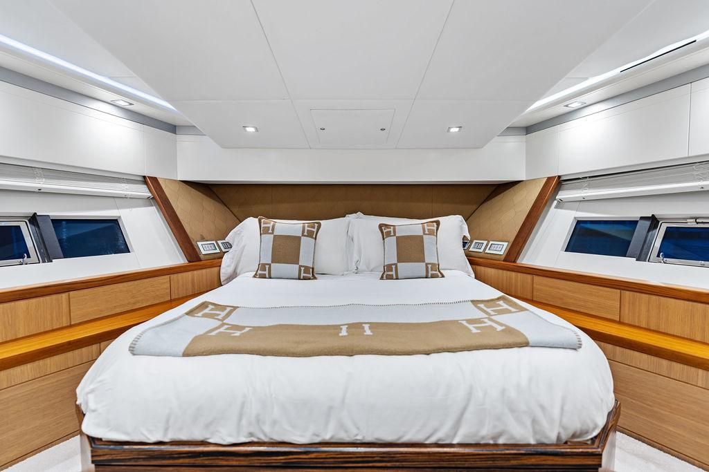 2013 Astondoa 72 