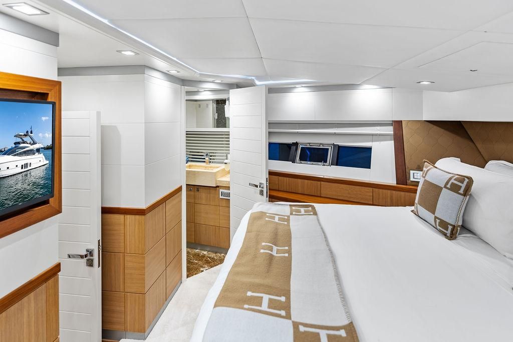 2013 Astondoa 72 
