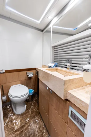 Greyt Escape Yacht Photos Pics 