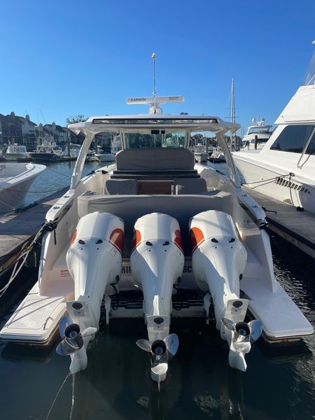 2019 Tiara Sport 38 LS