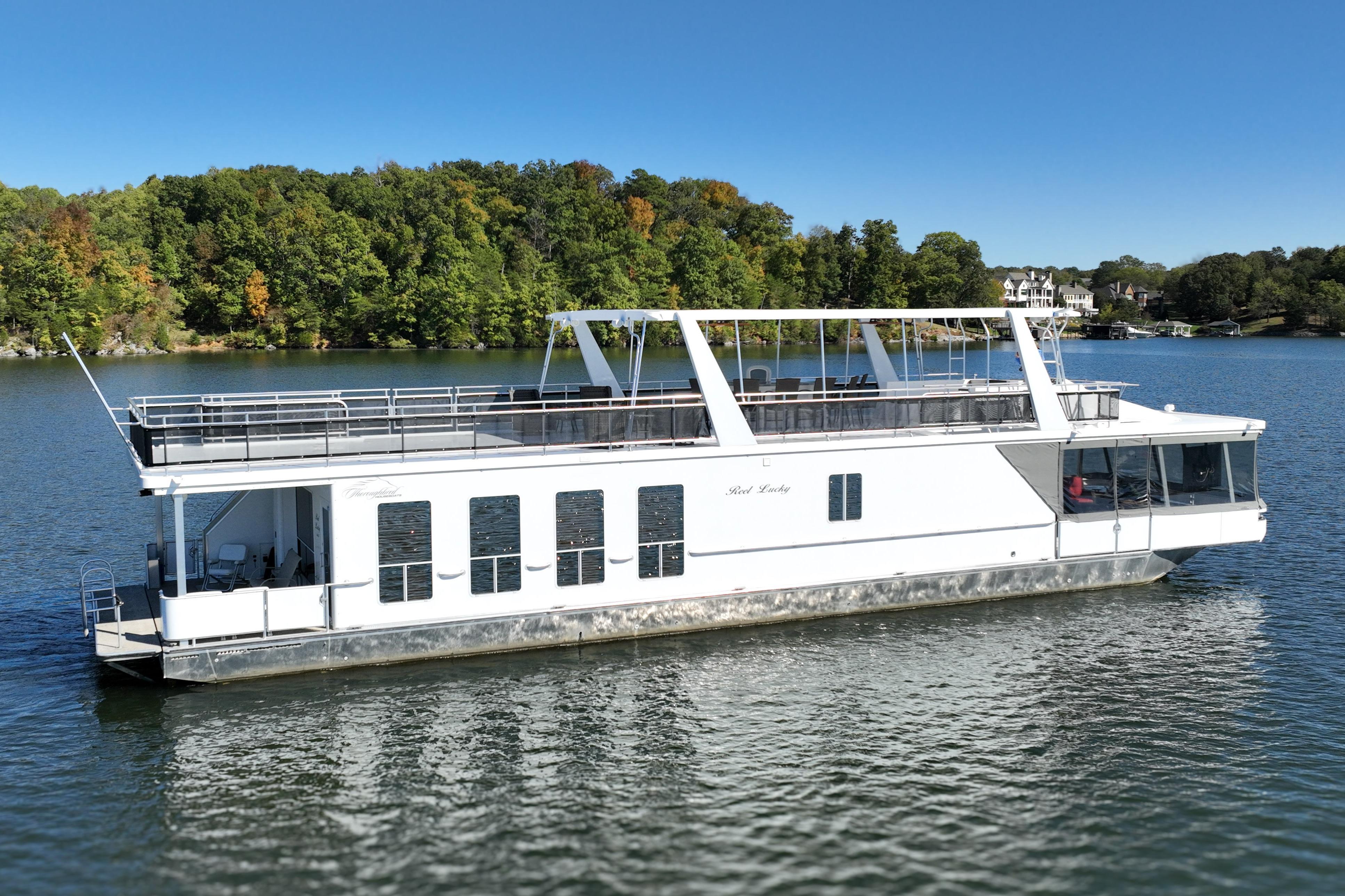 Thoroughbred 80'x 18'