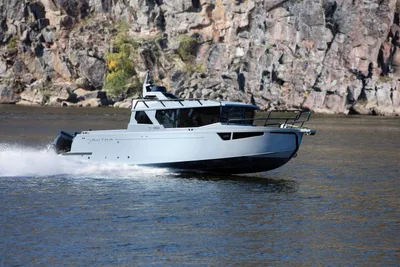 Jaktar J30 Black Vision