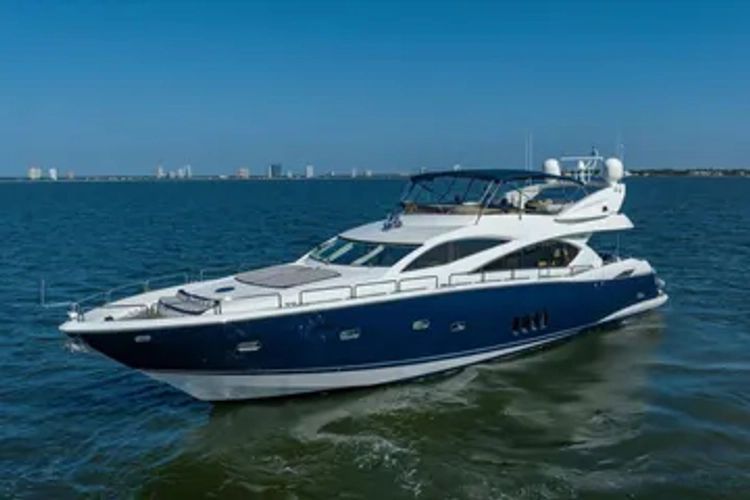 2005 Sunseeker 82 