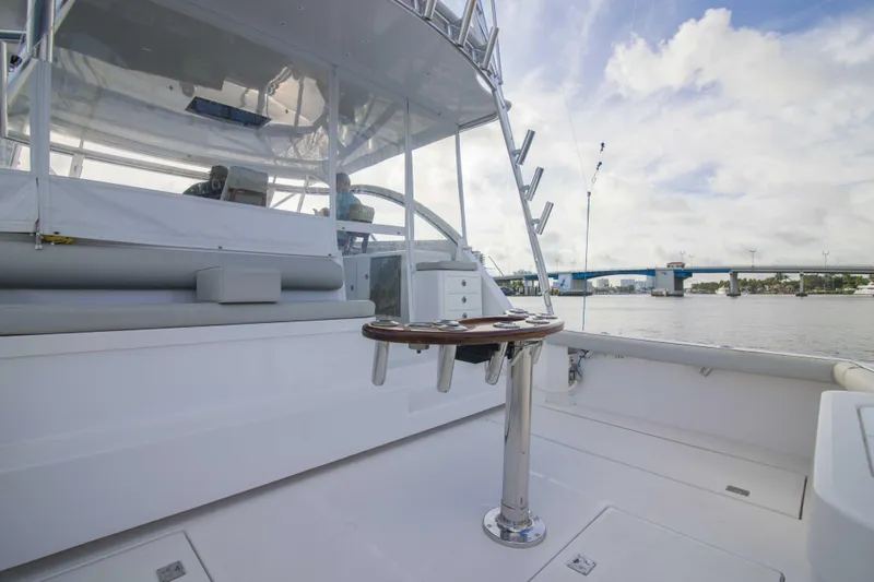 Justice Yacht Photos Pics Cabo 41 Justice - Exterior Cockpit