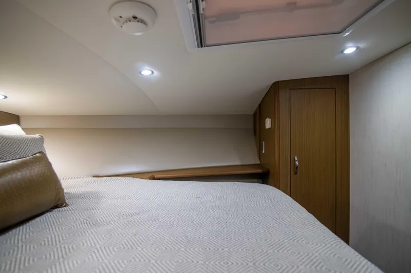 Justice Yacht Photos Pics Cabo 41 Justice - Interior Stateroom