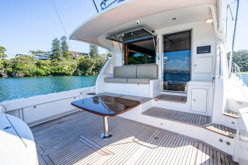 Riviera 61 Enclosed Flybridge Yacht Photos Pics 