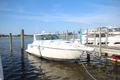 Tiara Yachts 3600 Sovran